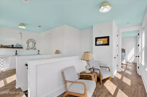 Entry Way - 218 West Ave, Long Beach, MS 39560 photo 1 of 6