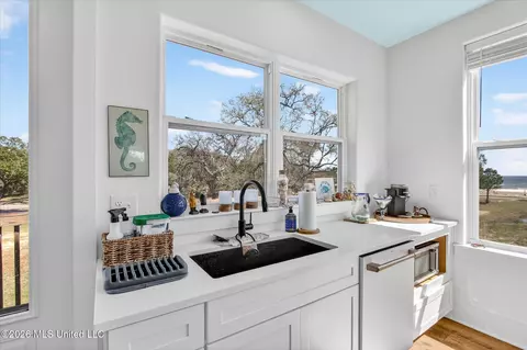 Kitchen - 218 West Ave, Long Beach, MS 39560 photo 4 of 5