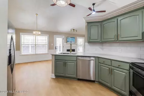 Kitchen - 8516 Kono Pl, Diamondhead, MS 39525 photo 4 of 4