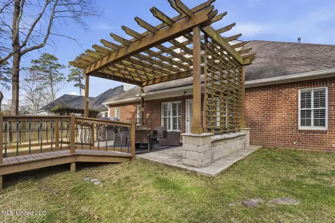 Exterior - 7 Pear Orchard Park, Jackson, MS 39211 photo 5 of 7