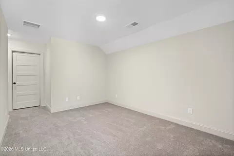 Bedroom - 1368 Crk Hvn Dr, Hernando, MS 38632 photo 3 of 4