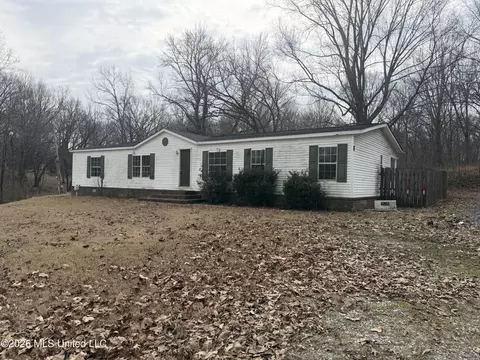 4635 Rolling Green Rd, Horn Lake, MS 38637