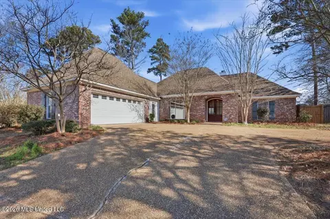 102 Fox Hollow Bnd, Brandon, MS 39047