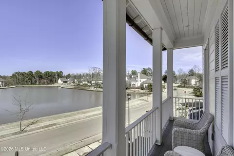 Exterior - 105 Stone Lake Dr, Madison, MS 39110 photo 7 of 16