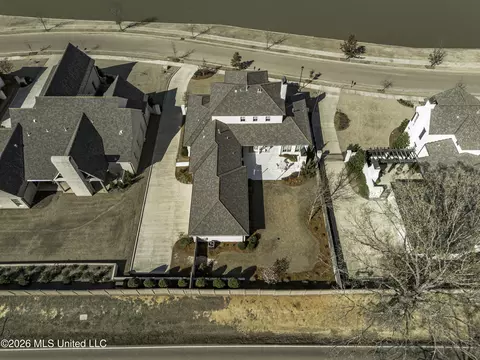 View/Area - 105 Stone Lake Dr, Madison, MS 39110 photo 4 of 8