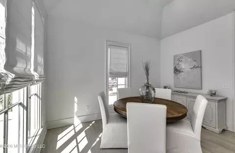 Dining - 105 Stone Lake Dr, Madison, MS 39110 photo 4 of 4