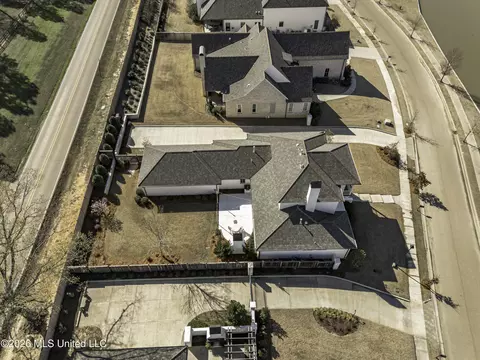 View/Area - 105 Stone Lake Dr, Madison, MS 39110 photo 7 of 8