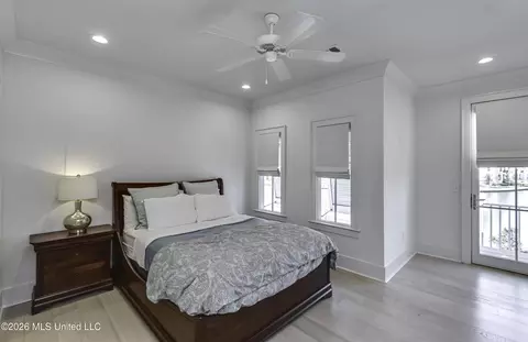 Bedroom - 105 Stone Lake Dr, Madison, MS 39110 photo 9 of 12
