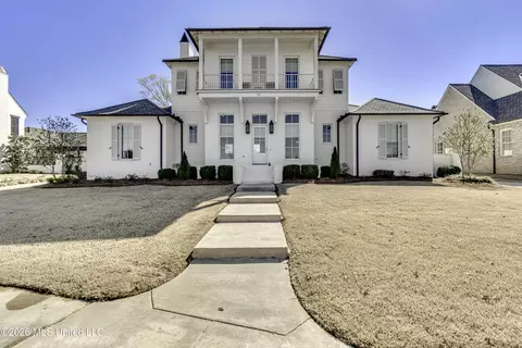 105 Stone Lake Dr, Madison, MS 39110