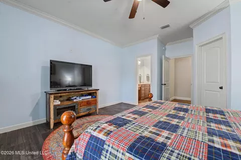 Bedroom - 3154 Sally Parker Rd, Lucedale, MS 39452 photo 6 of 8