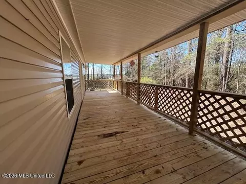 Exterior - 7089 Brown Rd, Smithdale, MS 39664 photo 10 of 11