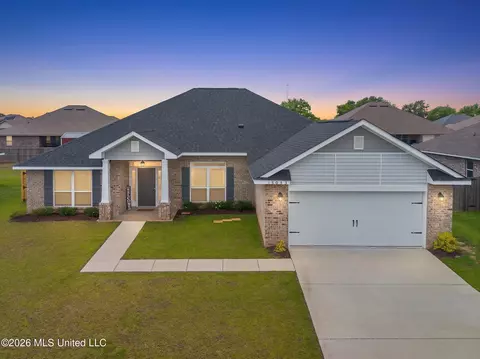 15053 Emersyn Ln, Gulfport, MS 39503