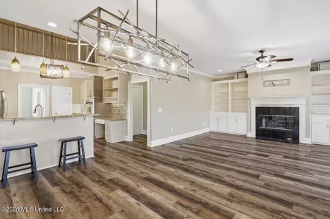 Living - 104 Beaver Bnd, Canton, MS 39046 photo 5 of 5
