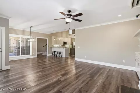 Living - 104 Beaver Bnd, Canton, MS 39046 photo 2 of 5