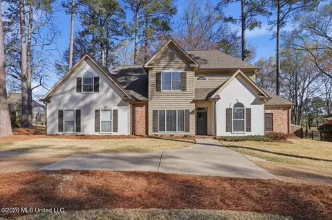 104 Beaver Bnd, Canton, MS 39046