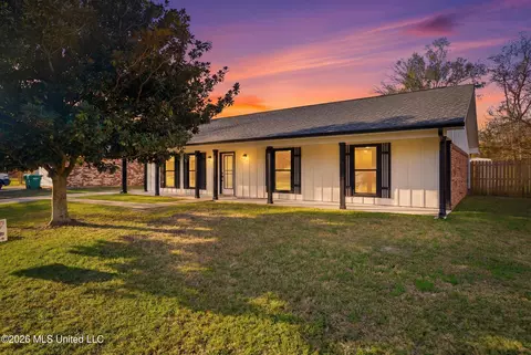 15236 Ginger Cv, Gulfport, MS 39503