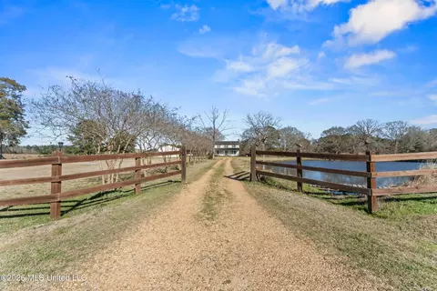 3660 Berwick Cassels Rd, Gloster, MS 39638 photo 2