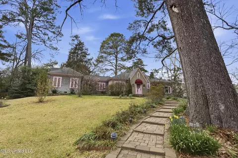 1475 Saint Ann St, Jackson, MS 39202
