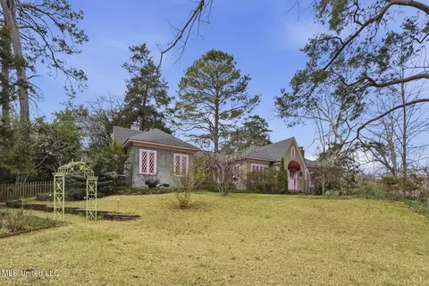 Exterior - 1475 Saint Ann St, Jackson, MS 39202 photo 2 of 15