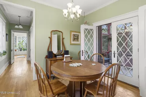 Dining - 1475 Saint Ann St, Jackson, MS 39202 photo 3 of 4