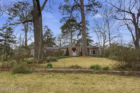 Exterior - 1475 Saint Ann St, Jackson, MS 39202 photo 13 of 15