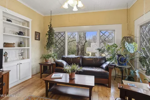 Living - 1475 Saint Ann St, Jackson, MS 39202 photo 4 of 4