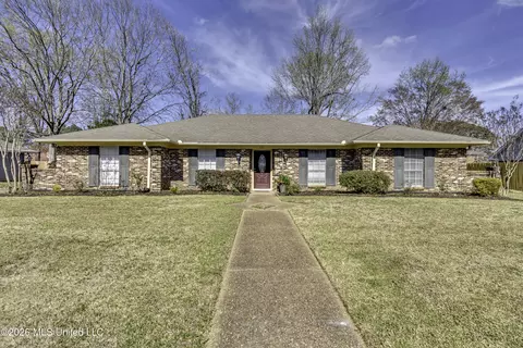 322 Millcreek Dr, Brandon, MS 39047