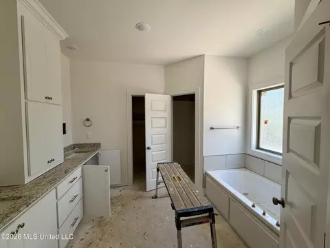 Bath - 126 Duffey Dr, Florence, MS 39073 photo 1 of 4