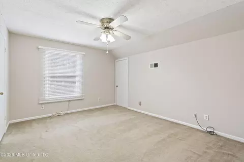 Bedroom - 8140 Oakleaf Cir, Olive Branch, MS 38654 photo 3 of 6