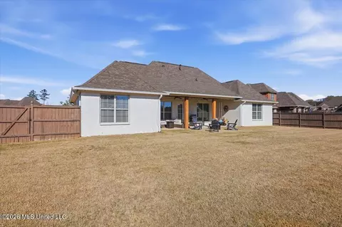 Exterior - 111 Twain Trl, Clinton, MS 39056 photo 5 of 8