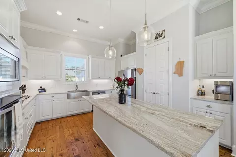 Kitchen - 111 Twain Trl, Clinton, MS 39056 photo 1 of 4