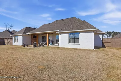 Exterior - 111 Twain Trl, Clinton, MS 39056 photo 4 of 8