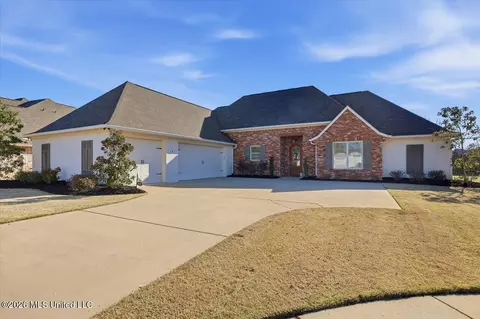 111 Twain Trl, Clinton, MS 39056