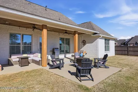 Exterior - 111 Twain Trl, Clinton, MS 39056 photo 6 of 8