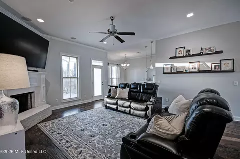 Living - 109 Westerly Pl, Madison, MS 39110 photo 1 of 3