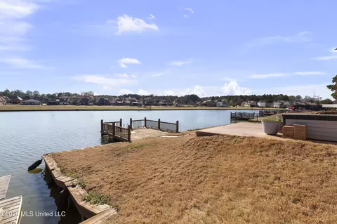 View/Area - 121 Harbor View Dr, Madison, MS 39110 photo 3 of 6