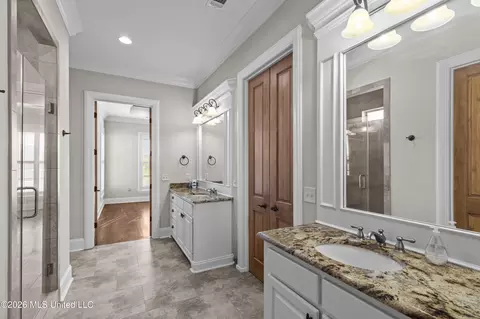 Bath - 121 Harbor View Dr, Madison, MS 39110 photo 5 of 5