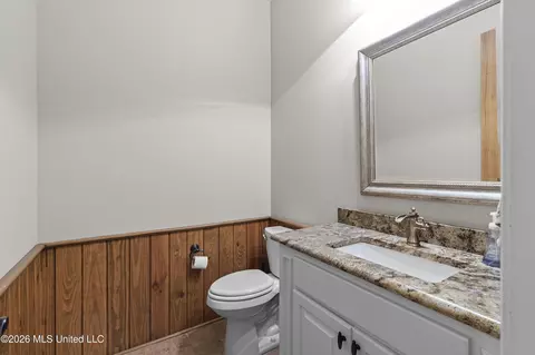 Bath - 121 Harbor View Dr, Madison, MS 39110 photo 1 of 5