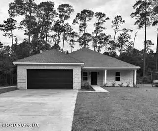 533 Oak St, Ocean Springs, MS 39564