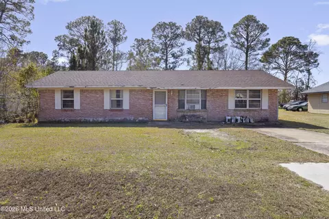 4524 Old Fort Bayou Rd, Ocean Springs, MS 39564