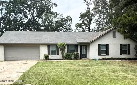 169 Bellegrove Cir, Brandon, MS 39047