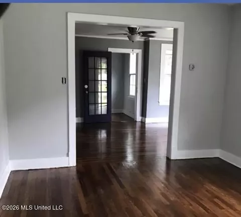 402 Lexington Ave, Jackson, MS 39209 photo 2
