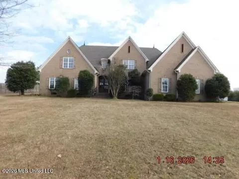 9090 Sandy Dr, Olive Branch, MS 38654