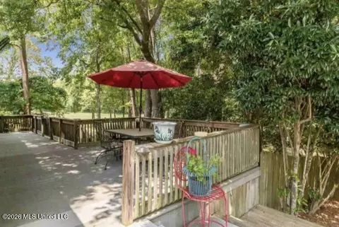Exterior - 512 Dixton Dr, Brandon, MS 39047 photo 1 of 2