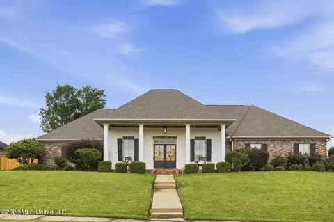 300 Deer Holw, Brandon, MS 39047