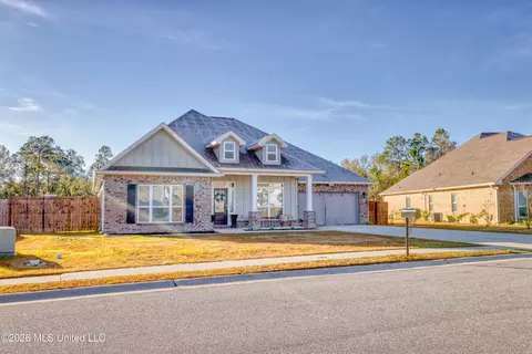 Exterior - 7161 Glen Eagle Dr, Biloxi, MS 39532 photo 3 of 8