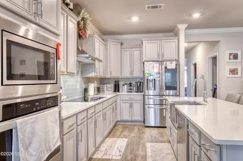 Kitchen - 7161 Glen Eagle Dr, Biloxi, MS 39532 photo 2 of 4