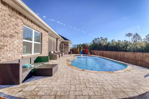 Exterior - 7161 Glen Eagle Dr, Biloxi, MS 39532 photo 8 of 8
