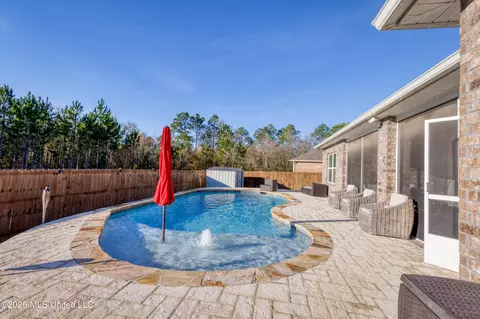 Exterior - 7161 Glen Eagle Dr, Biloxi, MS 39532 photo 5 of 8