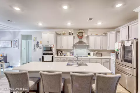 Kitchen - 7161 Glen Eagle Dr, Biloxi, MS 39532 photo 1 of 4